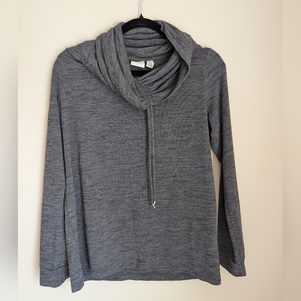 Weekends by Chico's Gray Cowl Neck Pullover Size 0 (S)